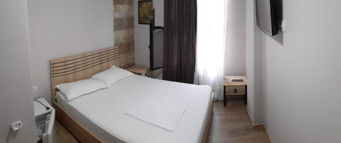 Hotel Permeti Bagian luar foto